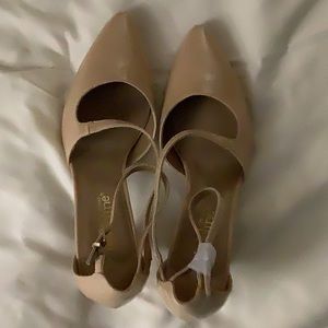 Women 2” dress shoes